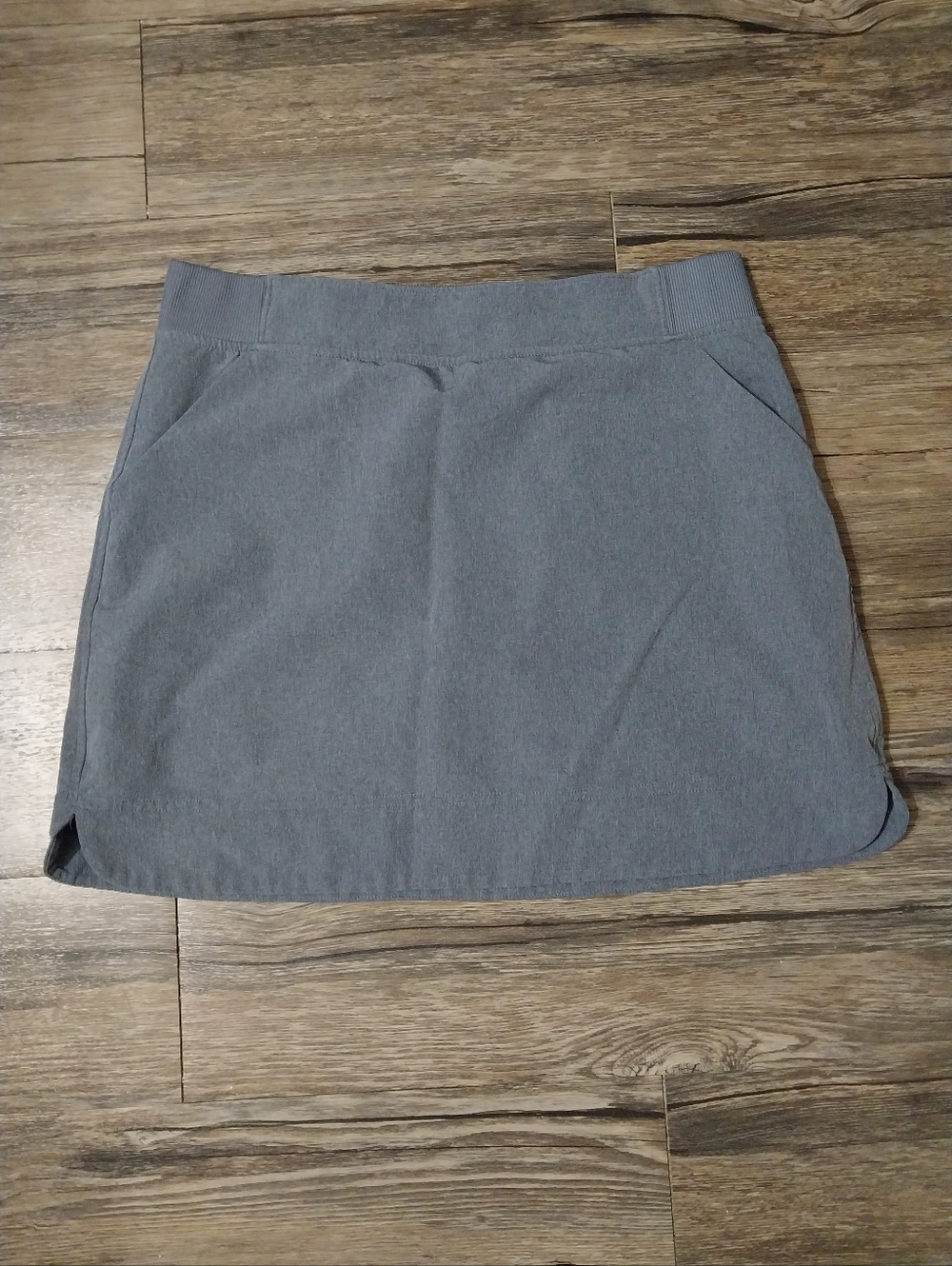 32 Degrees Cool Golf Skort Women Size M Gray Slip On Tennis Skort